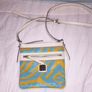 Dooney and Bourke cross body!!!!